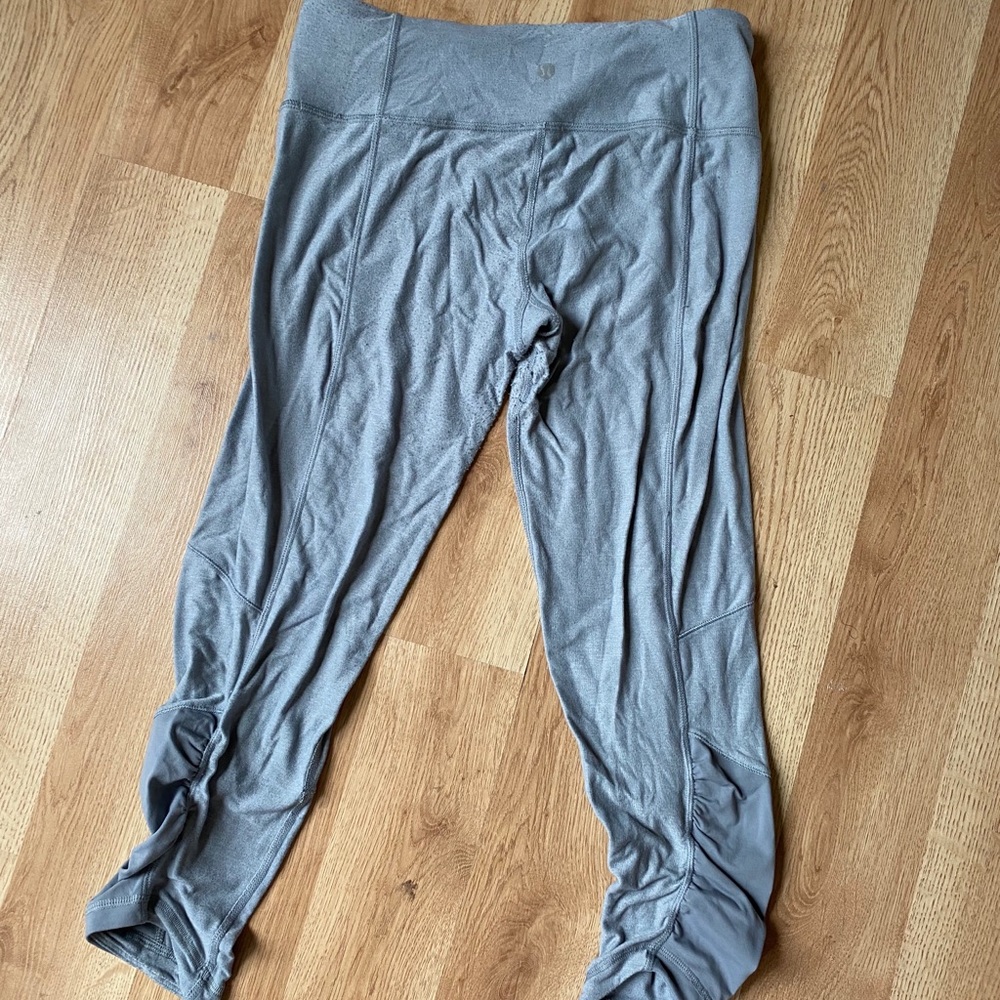 Grey Lululemon leggings